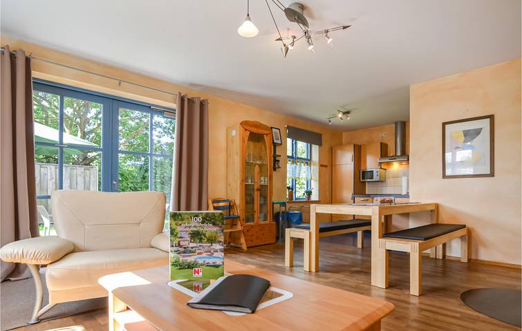 Gemütliche Ferienwohnung am Meer in Vieregge - Kostenloses Parken & WiFi in Vieregge, Neuenkirchen (Rügen)