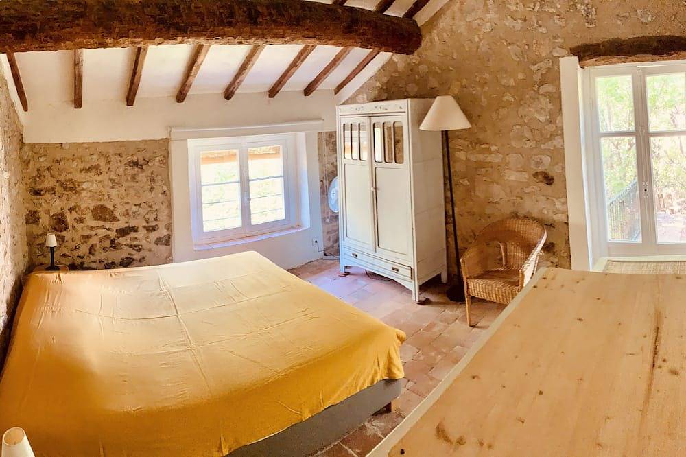 Authentische Magnanerie in Fayence, Draguignan Region
