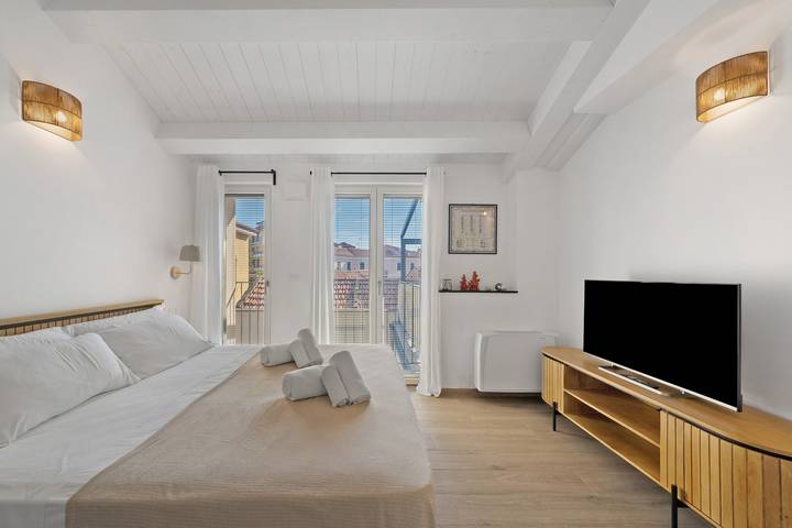 Hel lejlighed, Apartment 'Cinema Boutique' with Balcony, Wi-Fi and Air Conditioning in Sestri Levante (City), Sestri Levante