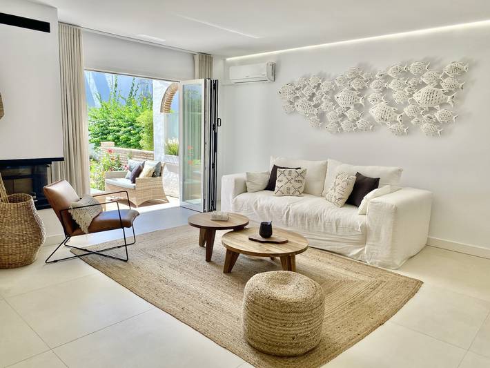 Holiday home for 6 people, with Balcony and Terrace as well as Pool in La Cala de Mijas Centre