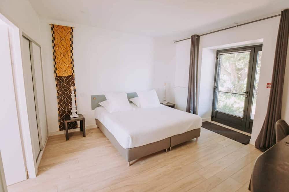 Ferienhaus-Premium-Ensuite mit Dusche-Gartenblick-5 étoiles - 4 épis in Saint-Germain-des-Champs, Naturpark Morvan
