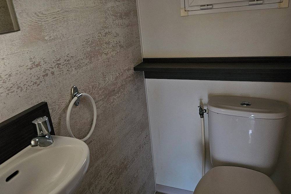 Mobile home sleeps 6 in Villeneuve-lès-Maguelone, Côte d'Améthyste