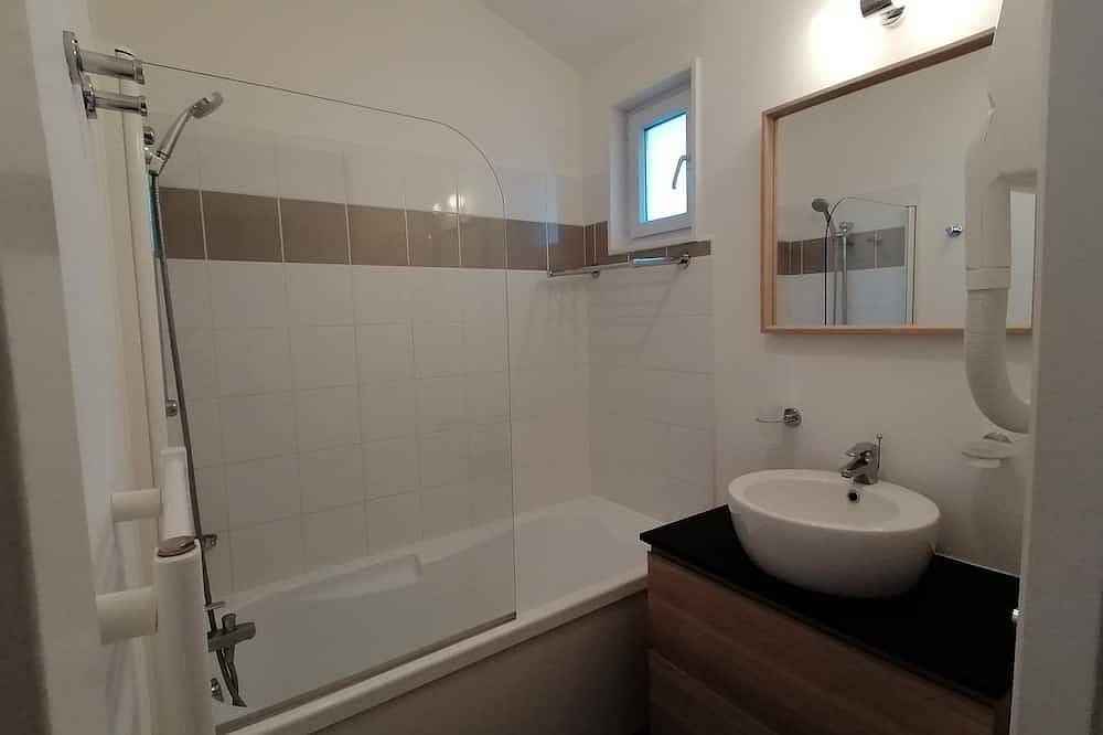 House 4 pers. in residence with swimming pools, wifi in Parentis-en-Born, Côte d’Argent