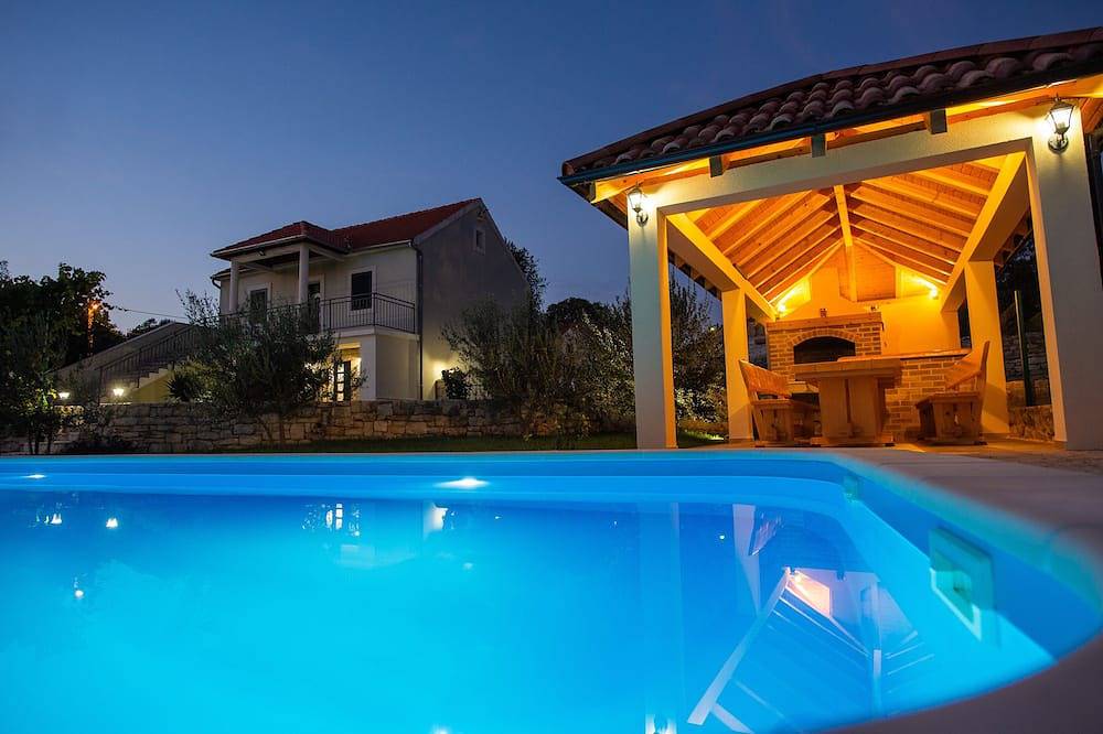 Casa vacanza a Grad Drniš a partire da 335€ a notte