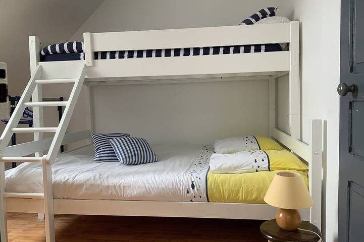 Gîte pour 7 personnes, avec jardin et piscine, animaux acceptés à Sibiril - 3