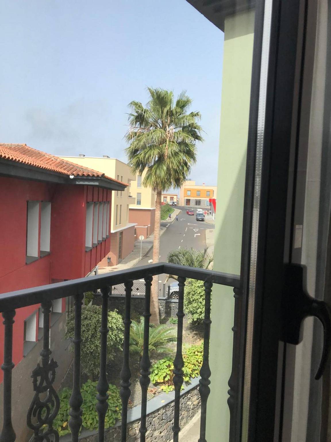 Apartamento entero, Apartamento 'Lujan 6f Entre Sueños Y Realidad' con vistas al mar, Wi-Fi y aire acondicionado in San Juan de Puntallana, La Palma Norte
