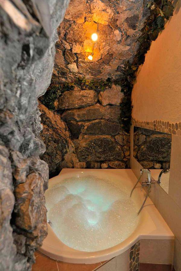 Lower Chalet in Lechtaler Alpen, Gramais
