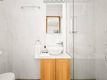 Vacation Rental for 4 Guests in Ultimo, Sydney, Picture 2