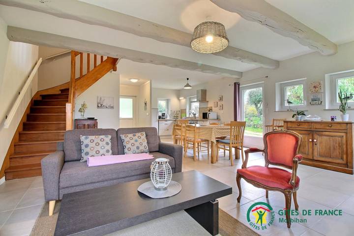 Gîte pour 6 personnes, avec jardin et terrasse à Plougoumelen - 4