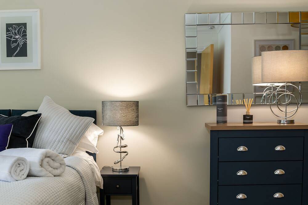 Apartment for 7 People in Milton Keynes, South East England