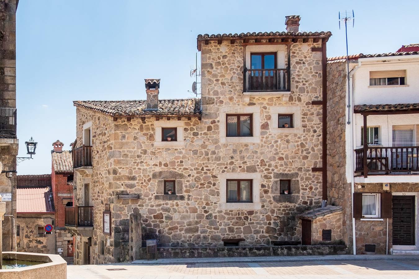 Casa rural 'Cuesta Del Reloj' con vistas a la montaña, Wi-Fi y aire acondicionado in Piedralaves, Provincia de Ávila