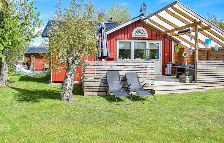 Hus för 6 Personer med trädgård in Öland