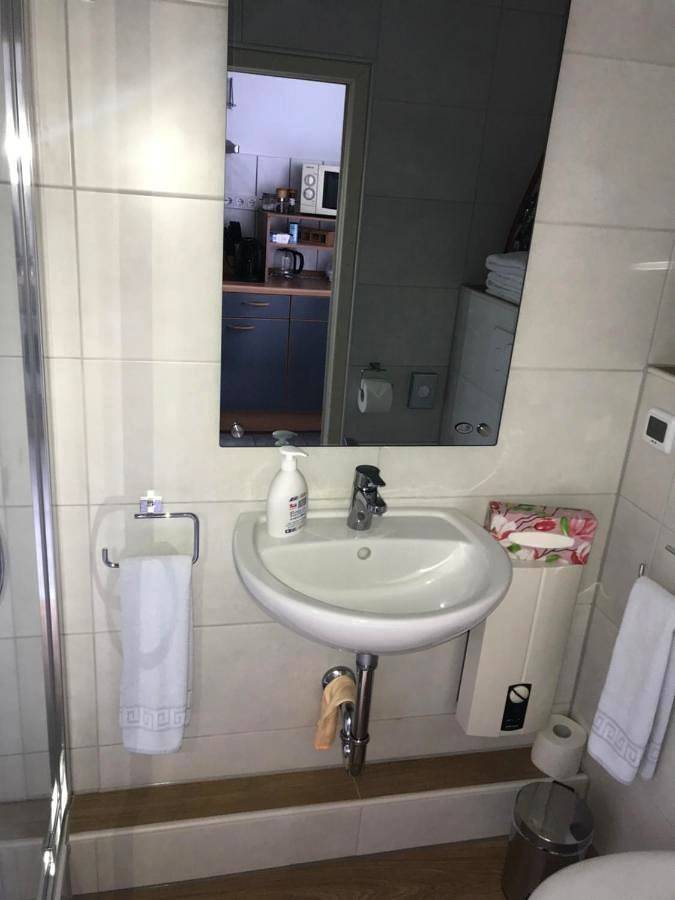 Ferienwohnung für 4 Personen, mit Ausblick in Velbert - 2