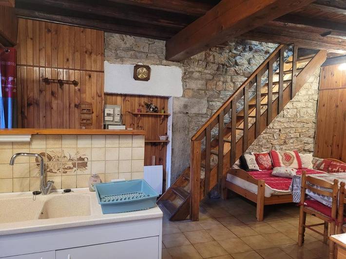 Gîte pour 4 personnes, avec terrasse, animaux acceptés à Vertamboz - 2