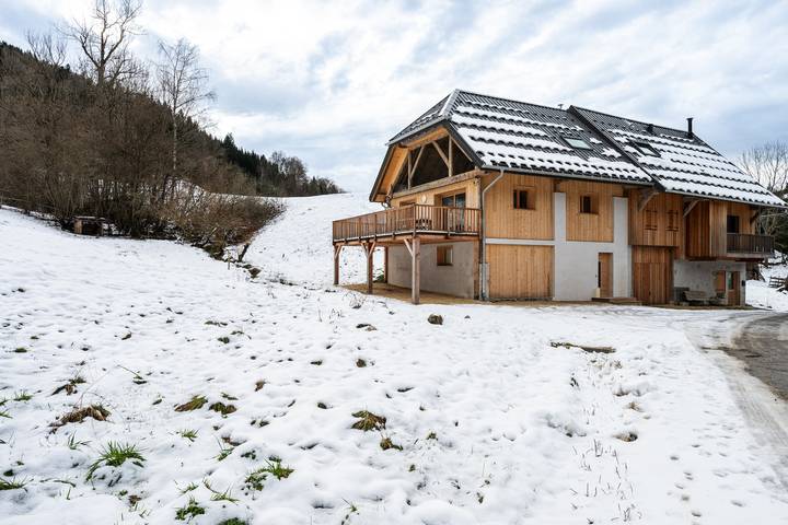 Location de vacances pour 8 personnes à Jarsy