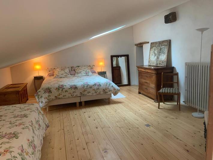 Location de vacances pour 2 personnes, avec jardin et vue à Ozenay - 2