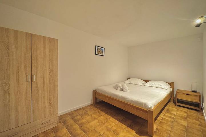 Location de vacances pour 8 personnes, avec jardin à Bezouce - 3