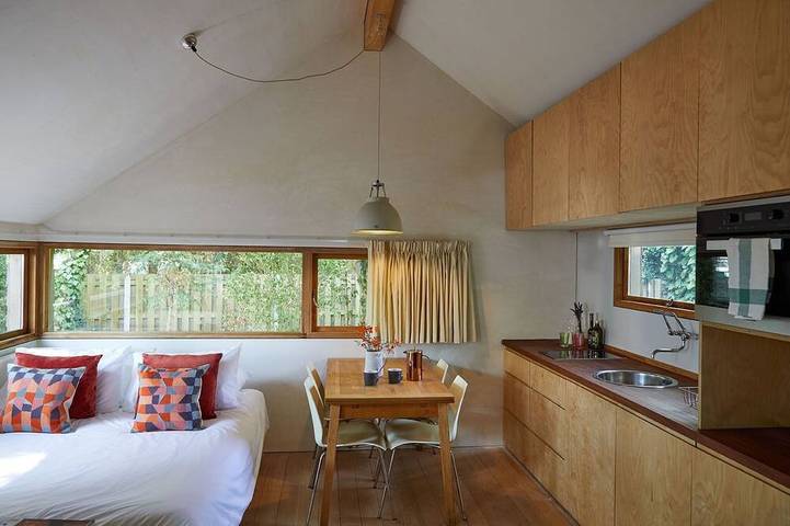 Calling all romantics, walkers, wanderers and design lovers in Lymington, Hampshire