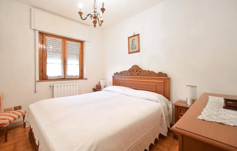 Appartement confortable avec parking et jardin à 2,5 km du Lido di Camaiore in Camaiore, Riviera Italienne