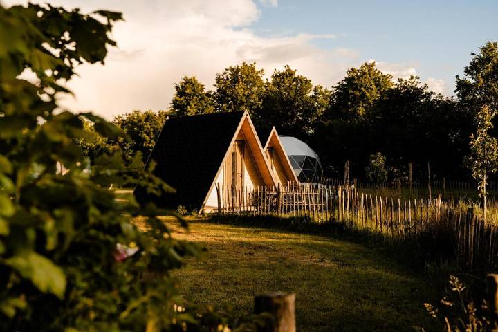 Cottage pour 2 personnes, avec vue sur le lac ainsi que jardin et vue