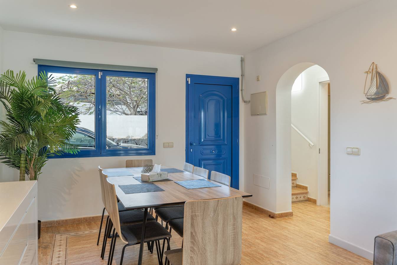 Maison de vacances 'Oasis 138' avec vue montagne, piscine privée et Wi-Fi in Playa Blanca, Yaiza