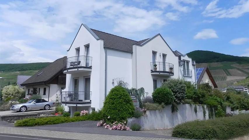 Ferienwohnung für 2 Personen, mit Balkon in Zell (Mosel)