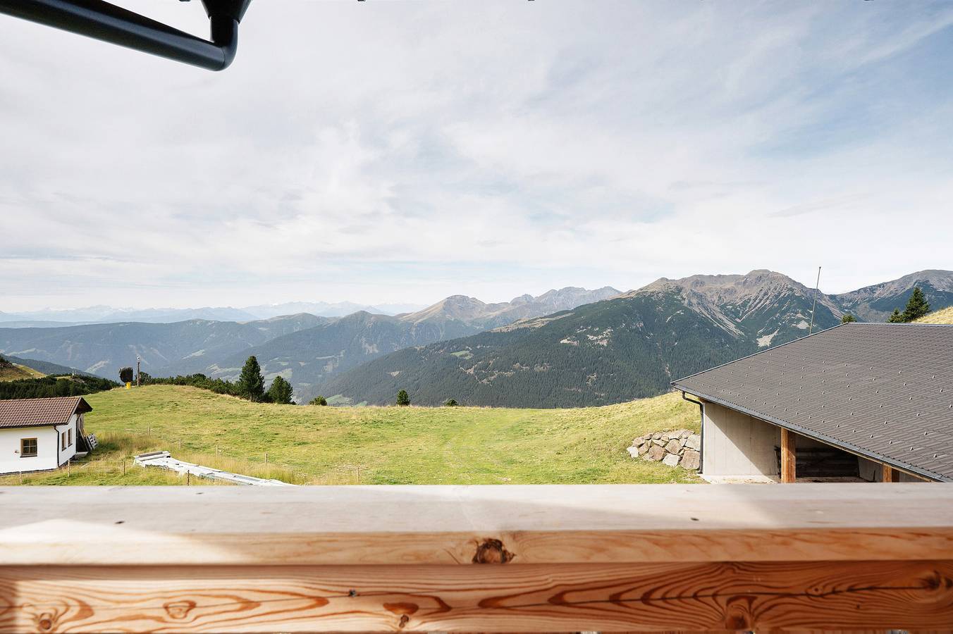 Ganze Wohnung, Apartment 'Obergeschoss' mit Bergblick, gemeinsamer Terrasse und Wlan in Sarntal, Sarntaler Alpen