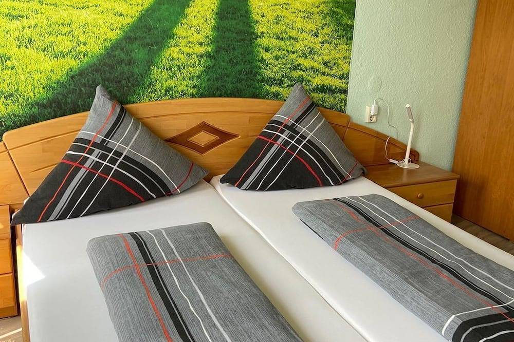 Entire apartment, Apartment Harzgruß - Apartment & vacation home Senftner in Thale, Harzvorland