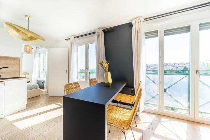 Gîte pour 2 personnes dans Théâtre de la Croix Rousse - 2