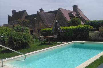 Gîte pour 5 personnes, avec jardin, animaux acceptés à Beynac-et-Cazenac