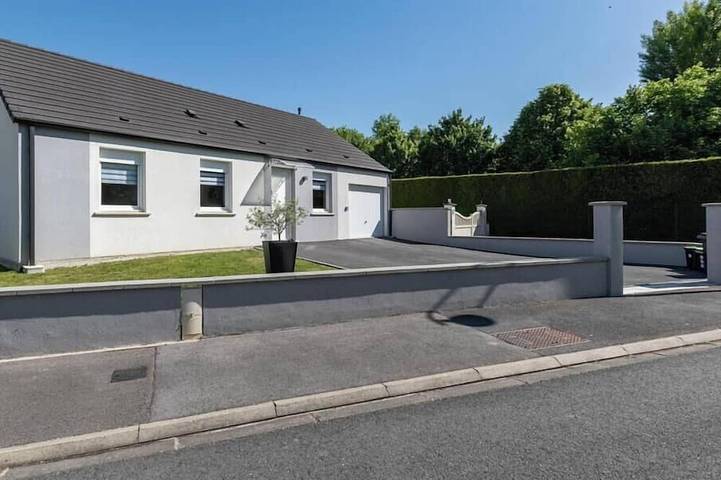 Location de vacances pour 6 personnes, avec Jardin à Saint-Germain-la-Ville
