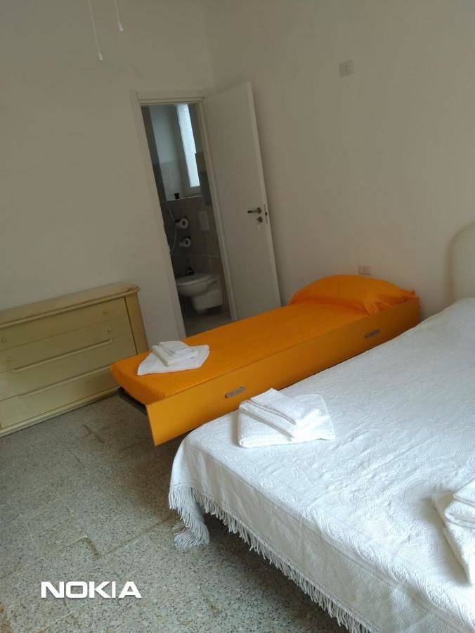 Castellaneta Short Term -Low cost in Castellaneta, Provincia di Taranto