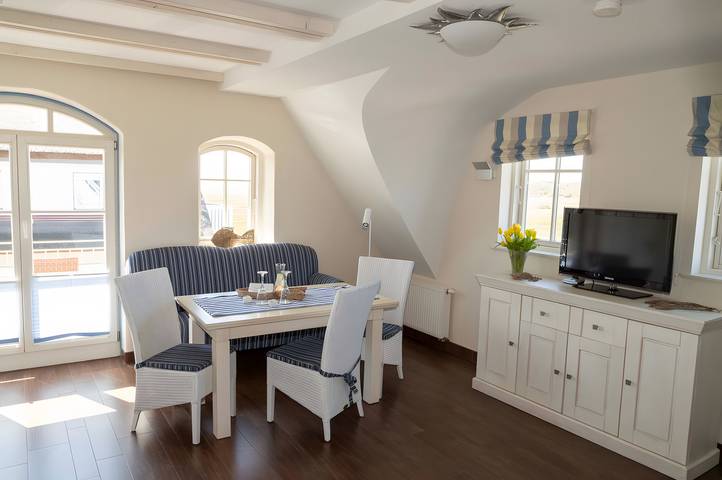 Ferienwohnung für 4 Personen, mit Balkon und Seeblick in Groß Zicker - 3