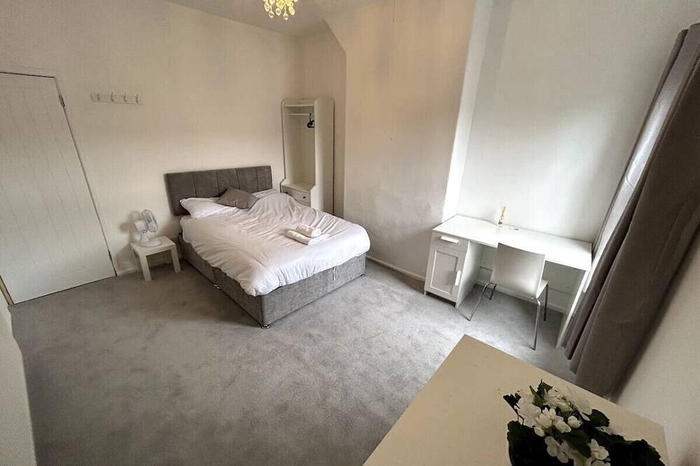 Clean Budget Accommodation in Stoke-on-Trent, Midlands