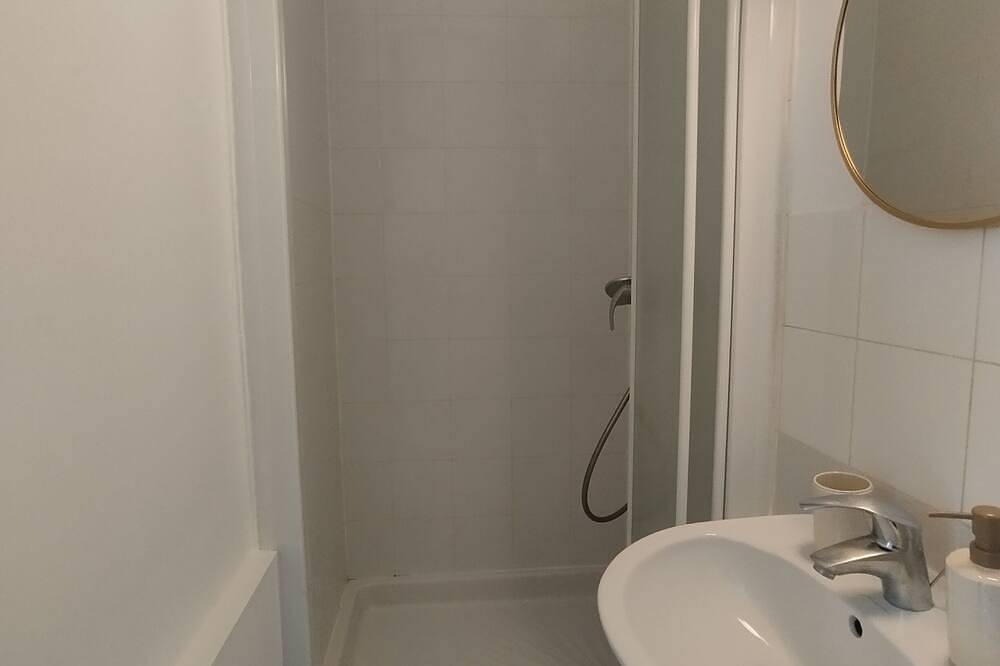 Apartamento entero, Green calm in the city, a stone's throw from Paris in Asnières-sur-Seine, Altos del Sena