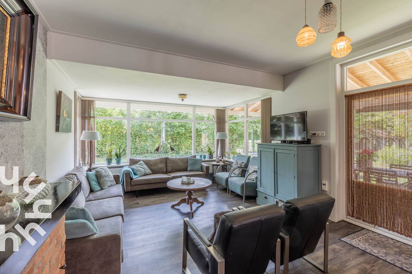 Spacious 19-person holiday farm in rural area close to German border in Gelderland