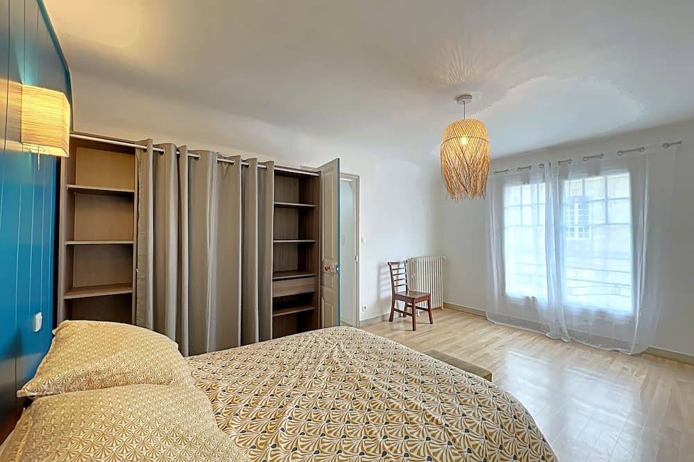 Charming 1930s House in Central Hennebont - Garden, Wifi, Near Amenities in Hennebont, Côte des Mégalithes
