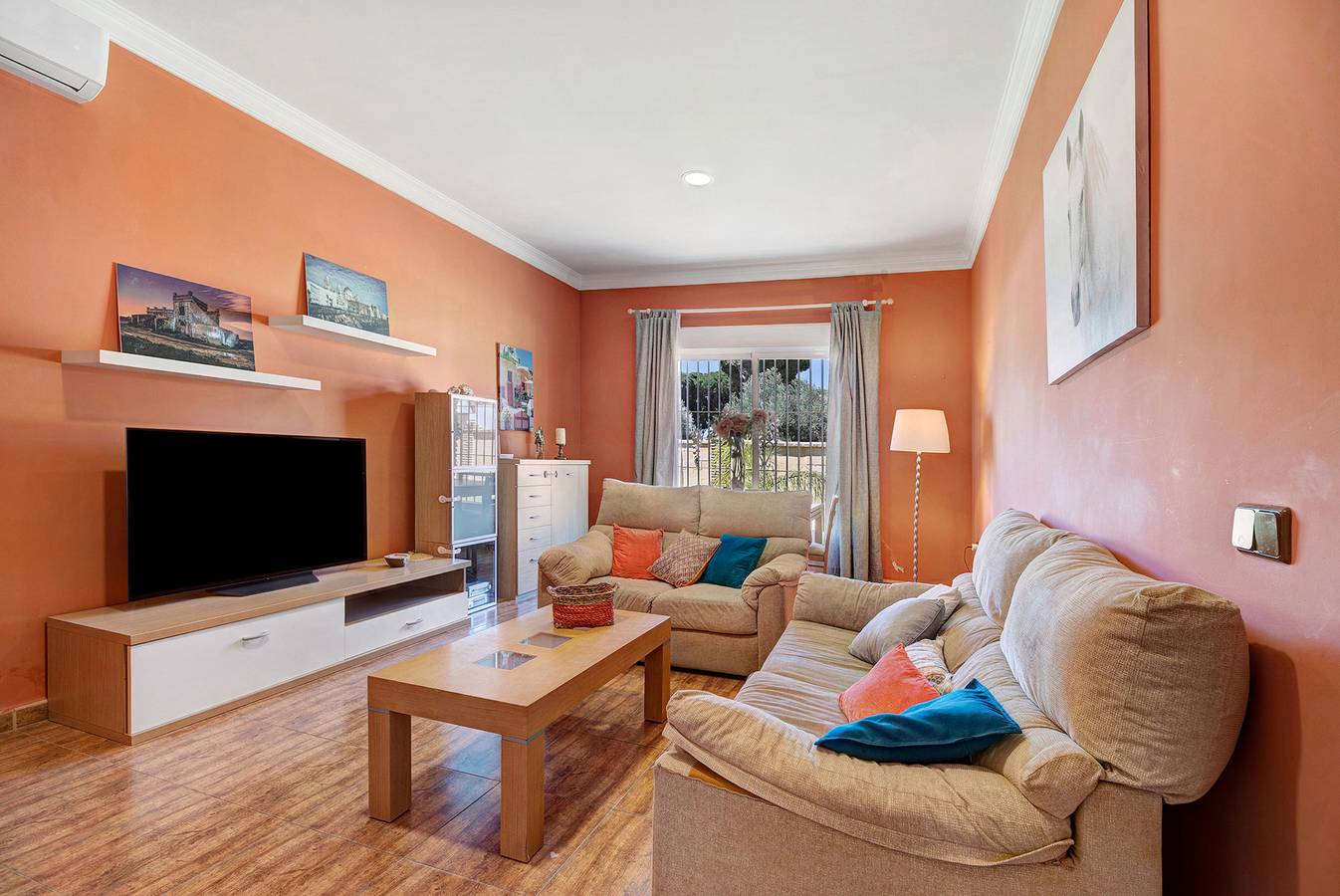 Casa de vacaciones Olivos 1b que admite mascotas, con piscina y Wi-Fi in Chiclana de la Frontera, Costa de la Luz