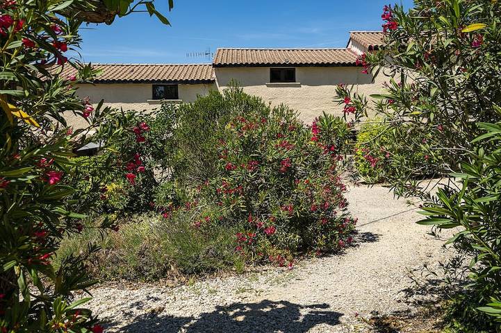 Location de vacances pour 6 personnes, avec piscine à Saint-Jean-de-Maruéjols-et-Avéjan - 2