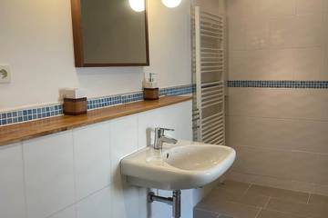 Gîte pour 4 Personnes dans Lucenay-l'Évêque, Parc naturel régional du Morvan, Photo 4