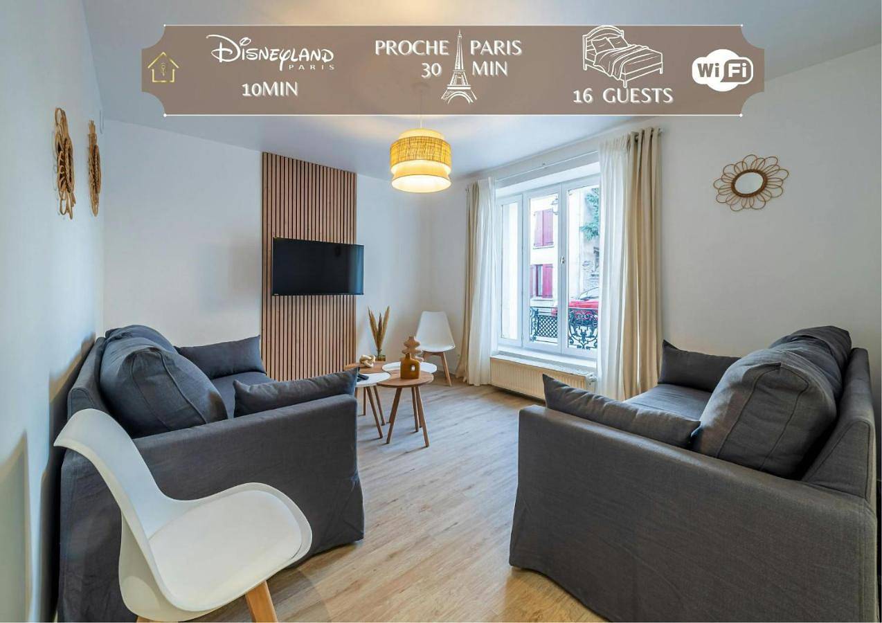 Six-Bedroom Apartment in Villeneuve-le-Comte, Seine-et-Marne