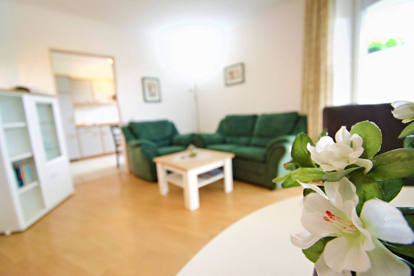 Apartamento entero, Gemütliche 4-Sterne-Ferienwohnung in der Residenz am Deich Mole in Norddeich in Strand Norddeich, Norddeich