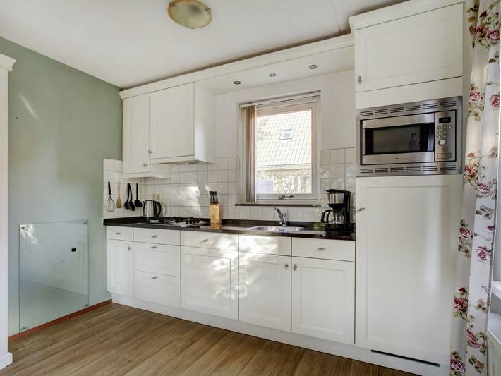 Ferienhaus für 6 Personen, mit Terrasse und Garten in Schouwen-Duiveland - 3