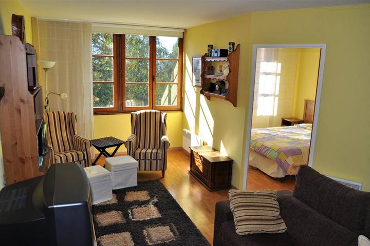 Ferienwohnung für 5 Personen, mit Garten und Pool - 1