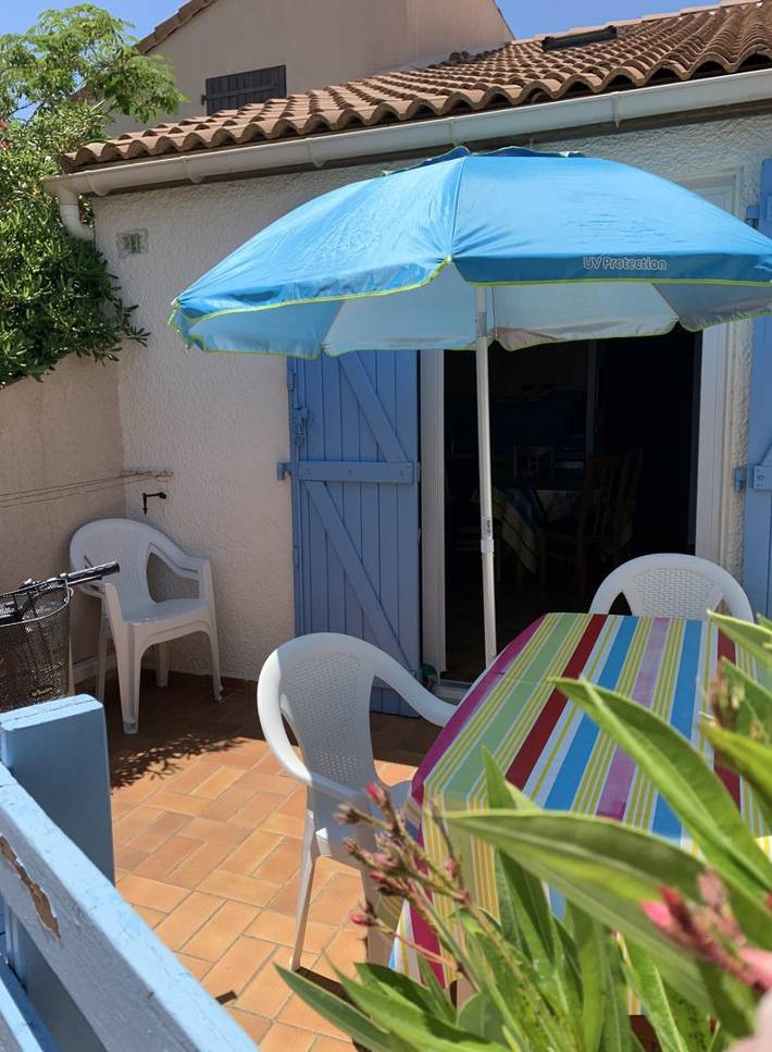 Gîte pour 4 personnes, avec terrasse et piscine à Port-la-Nouvelle
