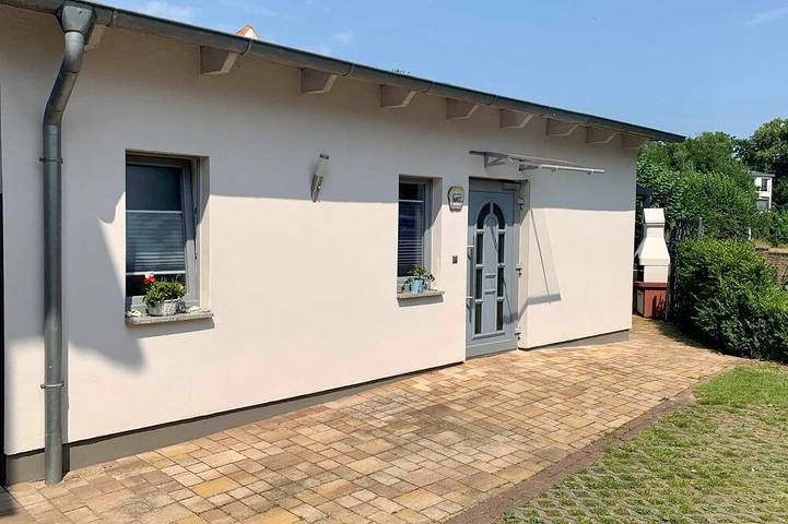 Ferienhaus für 2 Personen, mit Garten und Terrasse in Stralsund