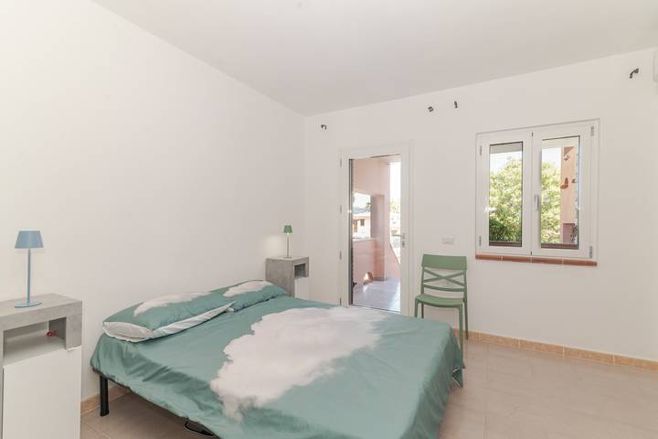 Appartamento intero, Camera Privata Luxury Room Centro San Teodoro' con terrazza e giardino privati, aria condizionata in San Teodoro, Olbia-Tempio