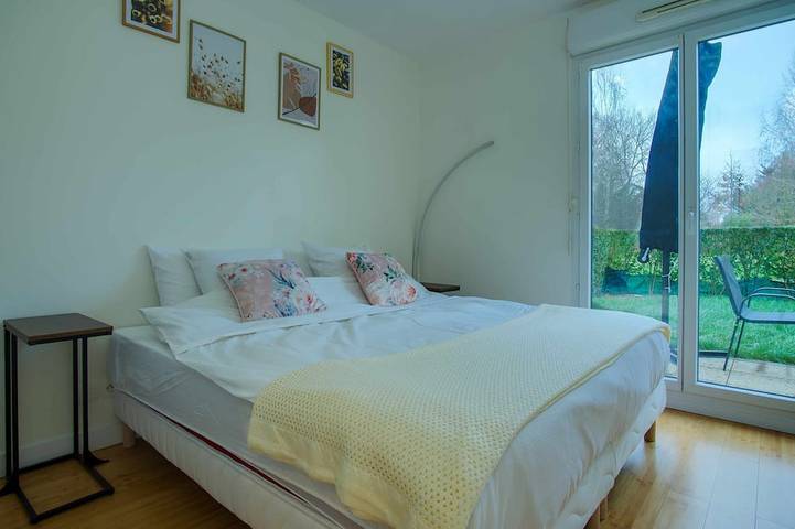 Apartamento entero, Cozy and sweet garden apartment - Disneyland Paris in Montévrain, Sena y Marne