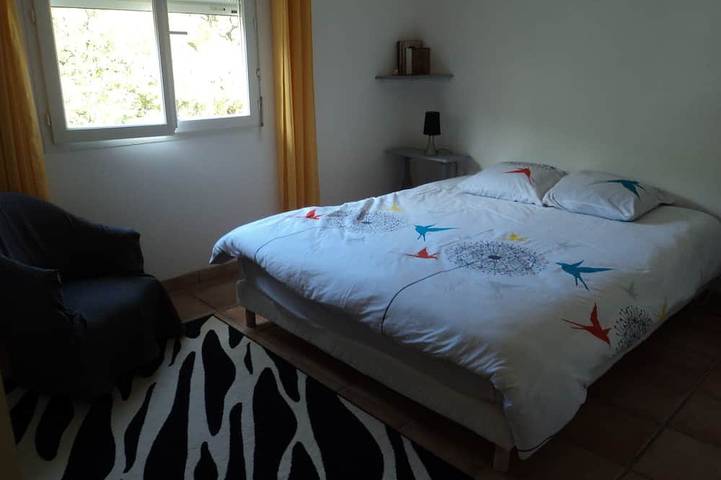 Location de vacances pour 4 personnes, avec jacuzzi ainsi que jardin et terrasse à Vers - 3