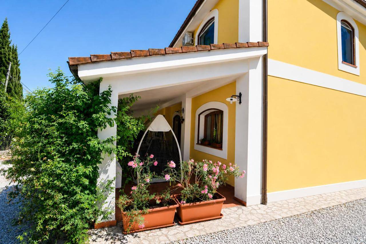 Appartamento intero, Amunì da Vita e Pietro in Villagrazia di Carini, Carini
